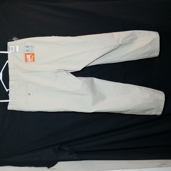 Dockers Signature Khakis, Classic Fit Versatile Pants Size - Picture 7 of 15